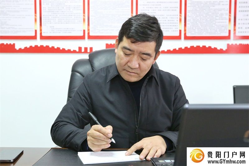 贵阳市人大代表舒红：情系家乡 心系百姓(图1)