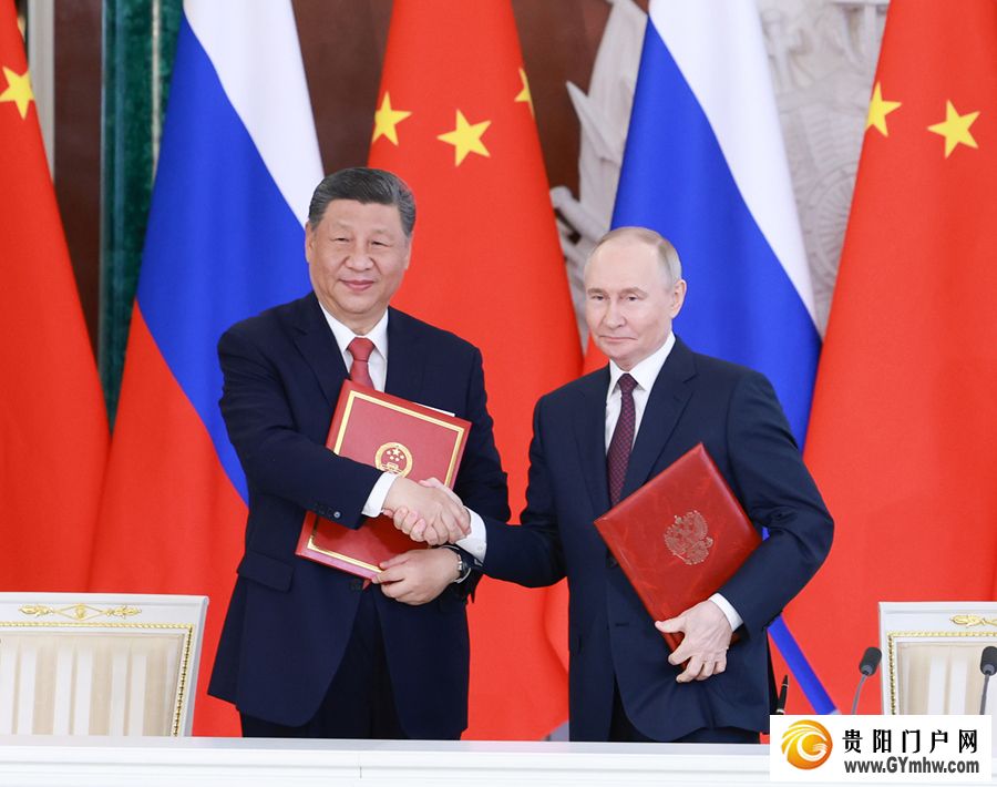 习近平同俄罗斯总统普京会谈