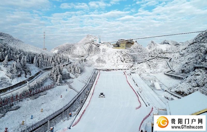 南国冰雪城・贵州六盘水｜梅花山双冰雪IP同步启动造雪！(图2)