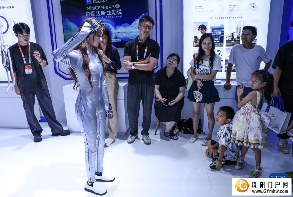 数博会上感受人工智能科技魅力(图8)