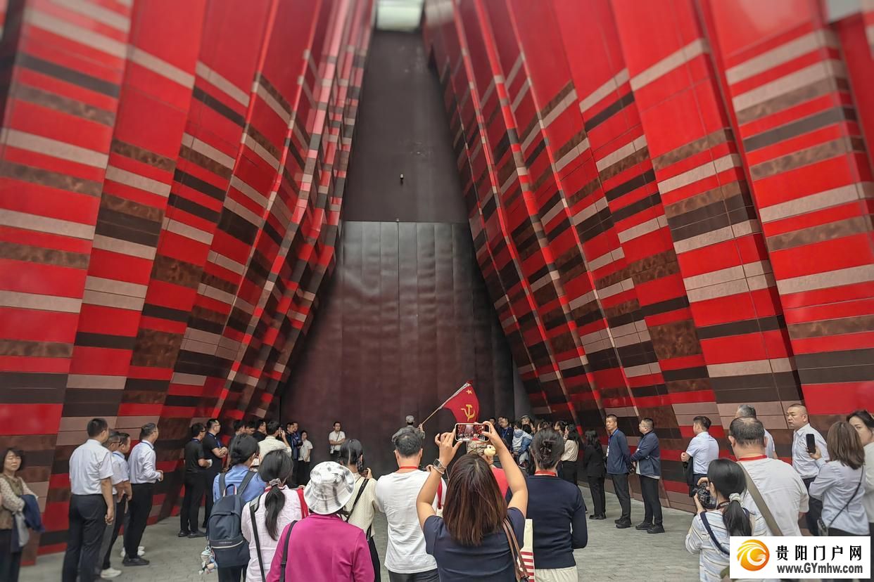 在贵阳，看见长征记忆与铁路速度的交汇(图1)
